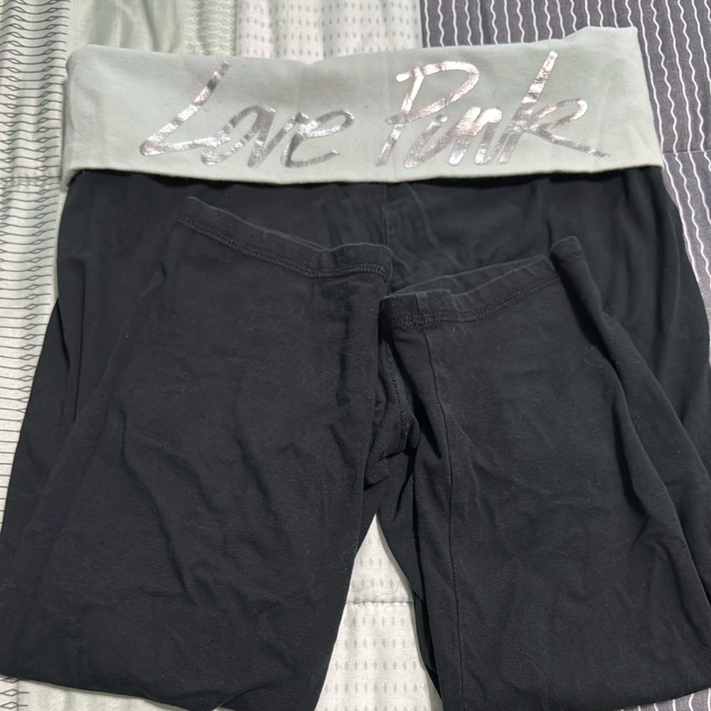 Love Pink Black capris